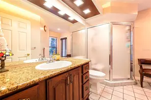 450 Waterford Cir E, Tarpon Springs, FL 34688 - Photo 16