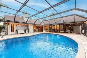 450 Waterford Cir E, Tarpon Springs, FL 34688 - Photo 20