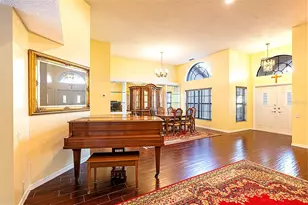 450 Waterford Cir E, Tarpon Springs, FL 34688 - Photo 4