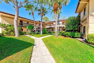 2685 Sabal Springs Cir, Clearwater, FL 33761 - Photo 1