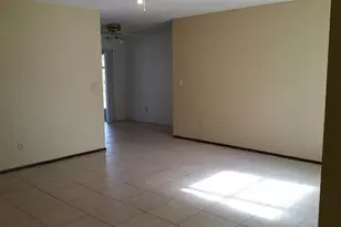 435 Tangerine Dr, Oldsmar, FL 34677 - Photo 2