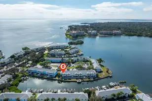 5152 Salmon Dr SE, Saint Petersburg, FL 33705 - Photo 1