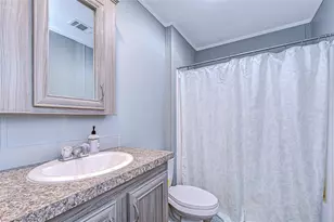 37749 Geiger Rd, Zephyrhills, FL 33542 - Photo 32