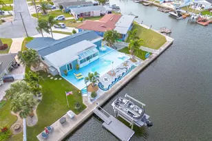 5105 Pelican Dr, New Port Richey, FL 34652 - Photo 8