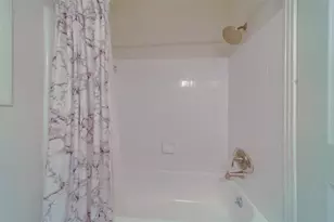 225 36th Ave NE, Saint Petersburg, FL 33704 - Photo 26