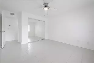 3206 W Azeele St, Tampa, FL 33609 - Photo 16