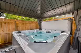 1090 77th Ave N, Saint Petersburg, FL 33702 - Photo 36