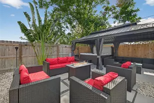 1090 77th Ave N, Saint Petersburg, FL 33702 - Photo 30