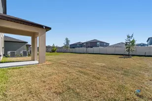 1712 Tropical Oasis Ave, Plant City, FL 33565 - Photo 90