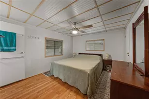 37843 Barcelona Ave, Zephyrhills, FL 33541 - Photo 20