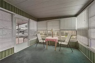 37843 Barcelona Ave, Zephyrhills, FL 33541 - Photo 30