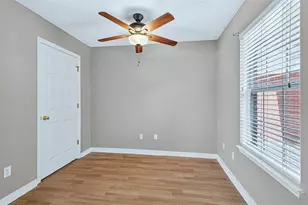 1548 Pelican Point Dr, Cantonment, FL 32533 - Photo 24