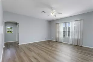 5402 Spectacular Bid Dr, Wesley Chapel, FL 33544 - Photo 8