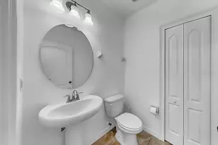 10012 Newminster Loop, Ruskin, FL 33573 - Photo 4