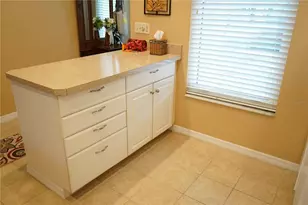 311 Kelsey Way, Sun City Center, FL 33573 - Photo 10