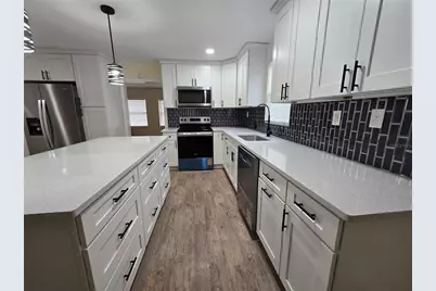 2301 Moody Avenue, Plant City, FL 33563 - Photo 8