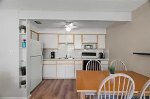 4353 Tahitian Gardens Cir, Holiday, FL 34691 - Photo 8