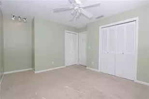 106 Phillips Dr, Seffner, FL 33584 - Photo 32