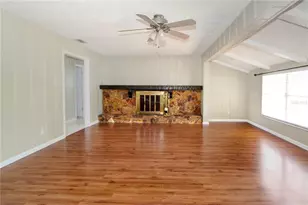 106 Phillips Dr, Seffner, FL 33584 - Photo 16