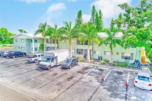 1329 Drew St, Clearwater, FL 33755 - Photo 16