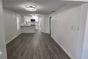 3900 50th Ave N, Saint Petersburg, FL 33714 - Photo 14