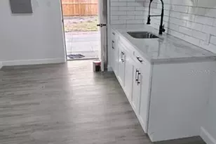 3900 50th Ave N, Saint Petersburg, FL 33714 - Photo 10