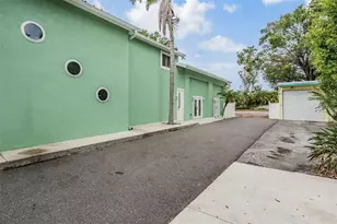 815 NW 2nd Ave, Ruskin, FL 33570 - Photo 70