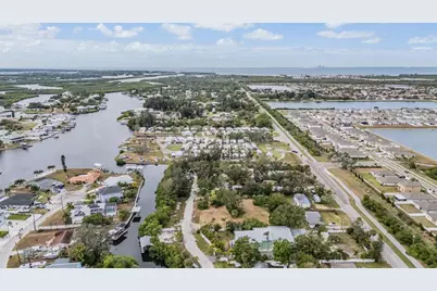 815 NW 2nd Avenue, Ruskin, FL 33570 - Photo 82