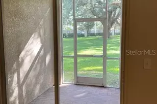 1140 Hillhurst Dr, Wesley Chapel, FL 33543 - Photo 8