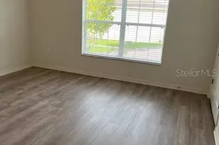 1140 Hillhurst Dr, Wesley Chapel, FL 33543 - Photo 10