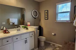 4718 Legendary Oaks St, Tampa, FL 33610 - Photo 12