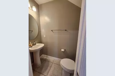 4718 Legendary Oaks Street, Tampa, FL 33610 - Photo 6