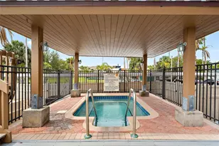 10355 Paradise Blvd, Treasure Island, FL 33706 - Photo 24