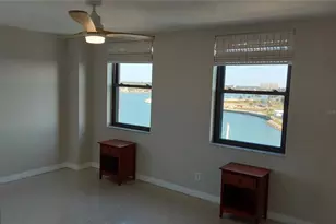 10355 Paradise Blvd, Treasure Island, FL 33706 - Photo 24