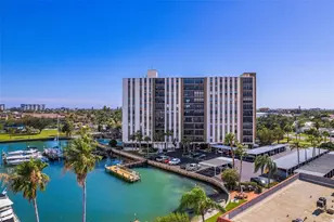 10355 Paradise Blvd, Treasure Island, FL 33706 - Photo 20