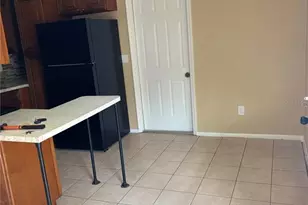 1427 15th St S, Saint Petersburg, FL 33705 - Photo 10