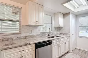 2520 W St John St, Tampa, FL 33607 - Photo 6