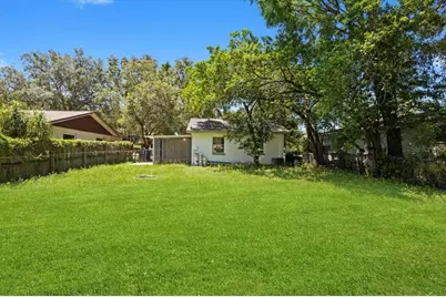 1512 Hillside Drive, Tampa, FL 33610 - Photo 10