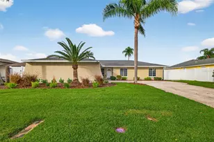 1963 Tanglewood Dr NE, Saint Petersburg, FL 33702 - Photo 42