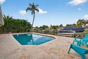 1963 Tanglewood Dr NE, Saint Petersburg, FL 33702 - Photo 24