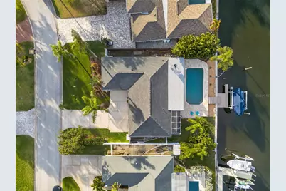 1963 Tanglewood Drive NE, Saint Petersburg, FL 33702 - Photo 38