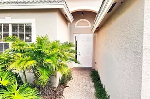 4950 Sandy Brook Cir, Wimauma, FL 33598 - Photo 2