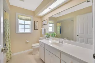 37157 Foxrun Pl, Zephyrhills, FL 33542 - Photo 14