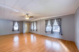 283 Pelican Dr N, Oldsmar, FL 34677 - Photo 2