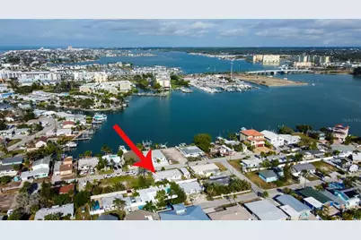 245 145th Avenue E, Madeira Beach, FL 33708 - Photo 10
