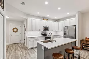 1979 Whitney Oaks Blvd, Clearwater, FL 33760 - Photo 2