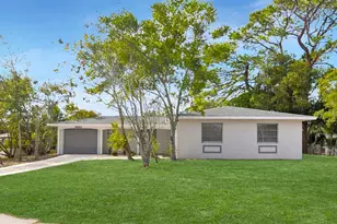 6882 Pinehurst Dr, Spring Hill, FL 34606 - Photo 2