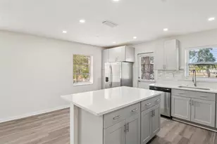 6882 Pinehurst Dr, Spring Hill, FL 34606 - Photo 10