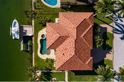 1976 Kansas Avenue NE, Saint Petersburg, FL 33703 - Photo 60