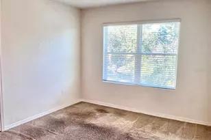 321 Blue Point Dr, Ruskin, FL 33570 - Photo 14